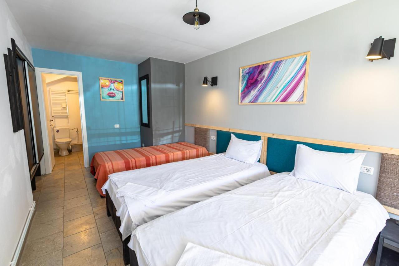 Ezio House Hotel Timisu de Jos Luaran gambar