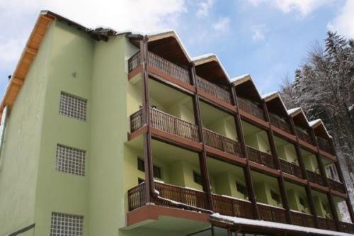 Ezio House Hotel Timisu de Jos Luaran gambar