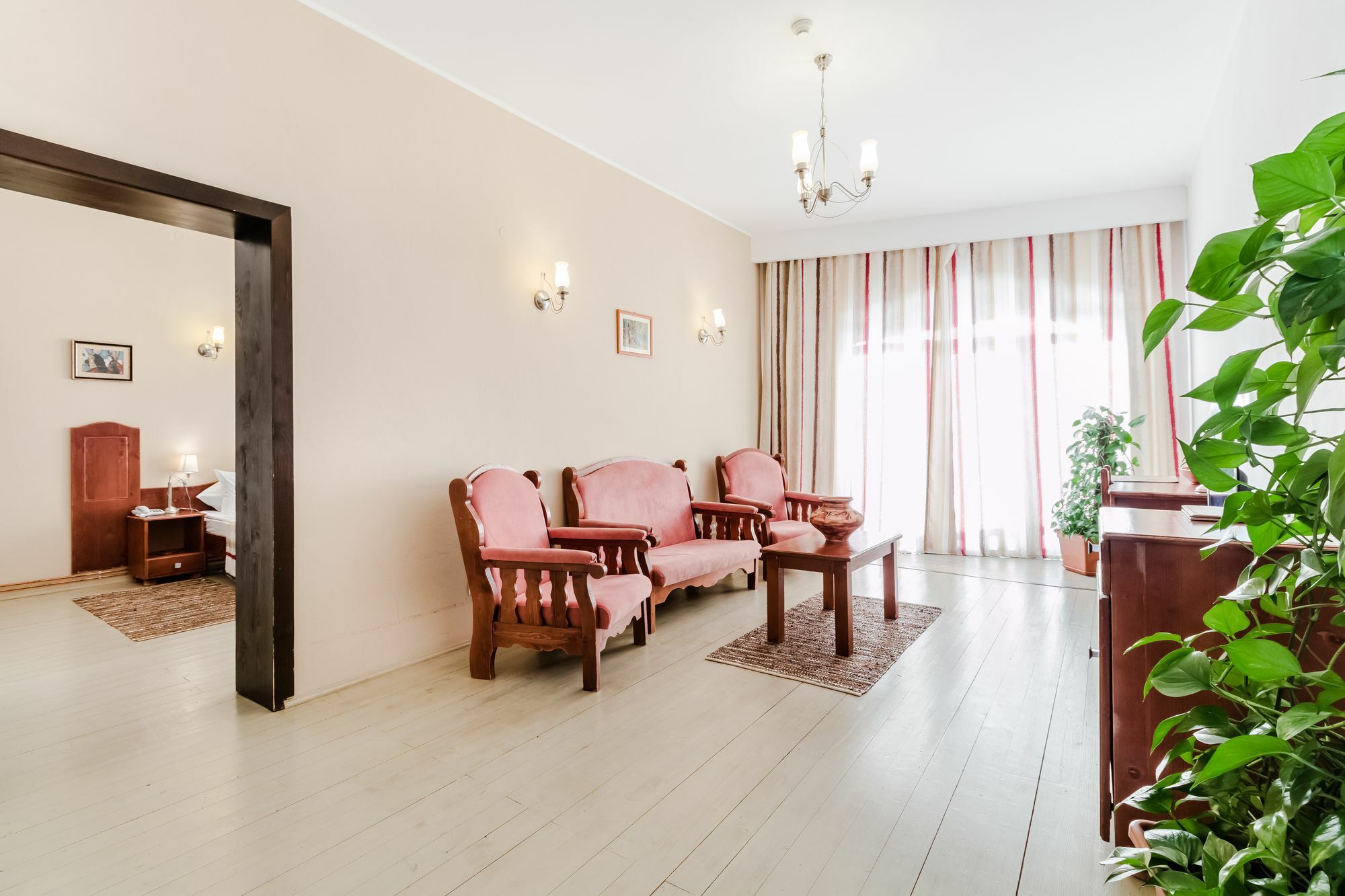 Ezio House Hotel Timisu de Jos Luaran gambar